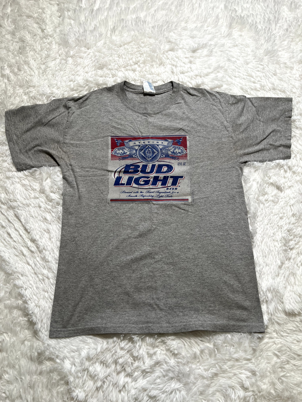 “Bud Light” Graphic T Shirt Size M